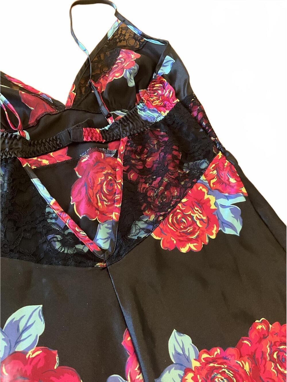 Victorias Secret Black Satin Lace Nightie - Picture 3 of 4